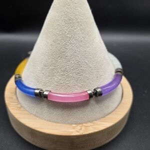 Multicolor S/S Jade Bracelet. 8 Inch